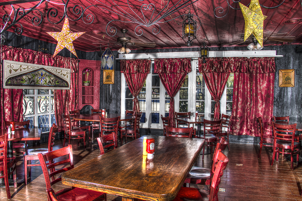 Red Room Patio Restraunt